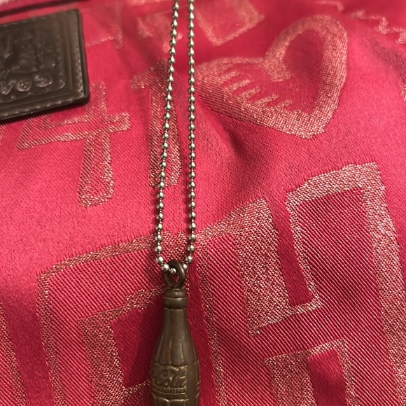 Coca Cola Coke Bottle Necklace - Picture 3 of 7